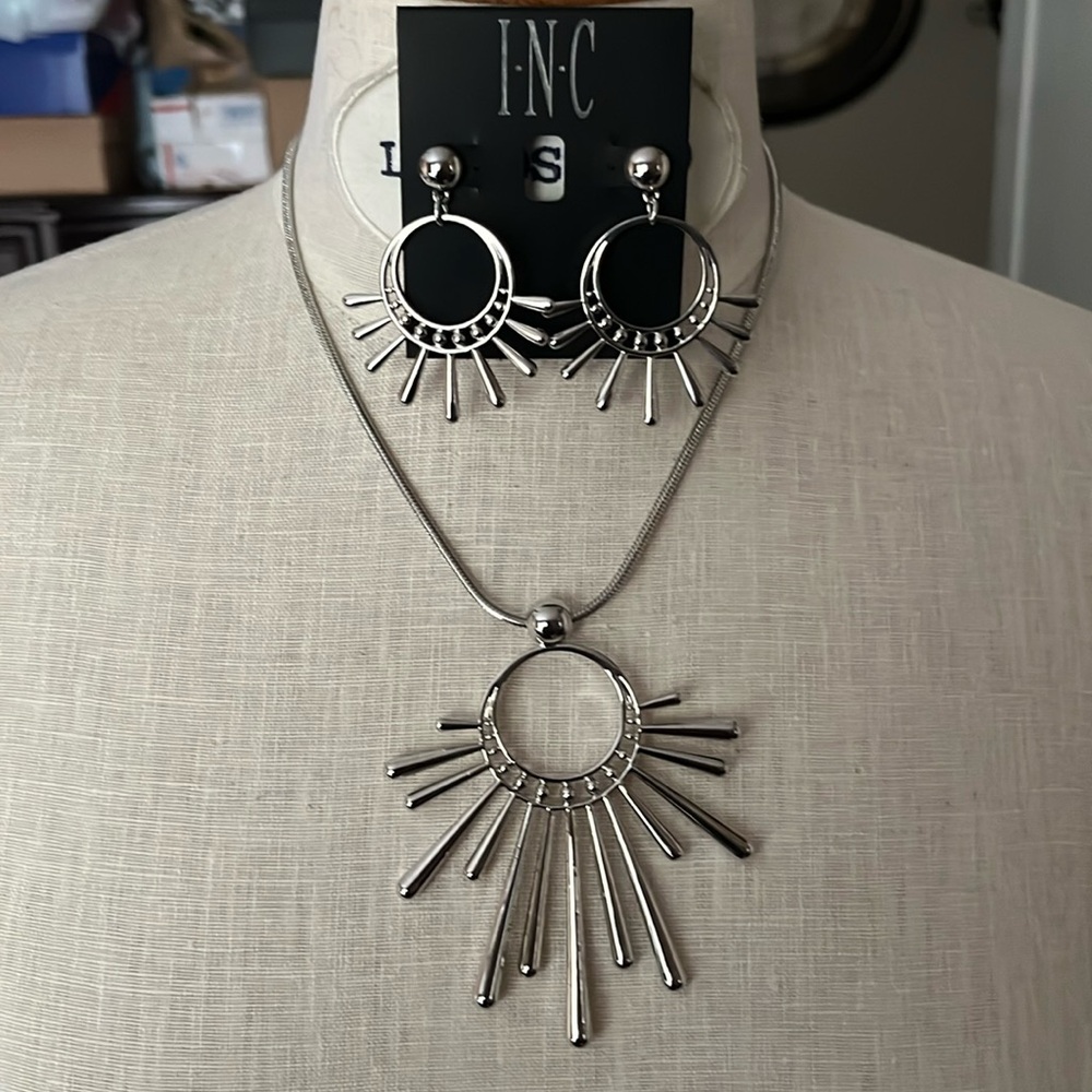 Beautiful Necklace & earring
